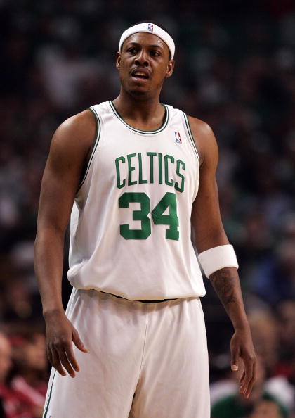 终场前双响 终场前双响